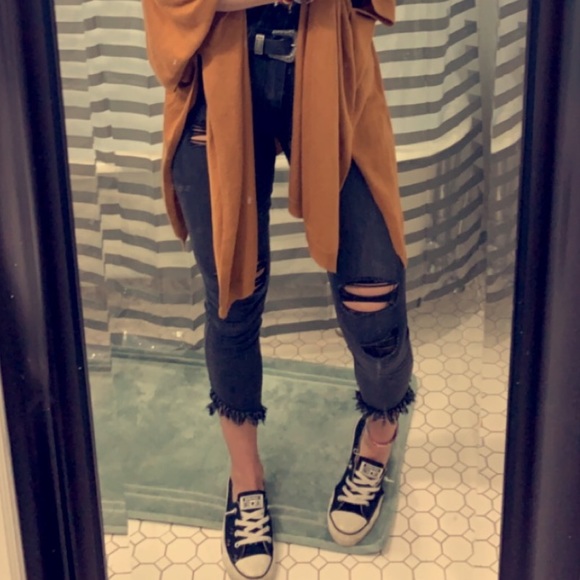 Boutique Black Ripped Jeans - Picture 2 of 5